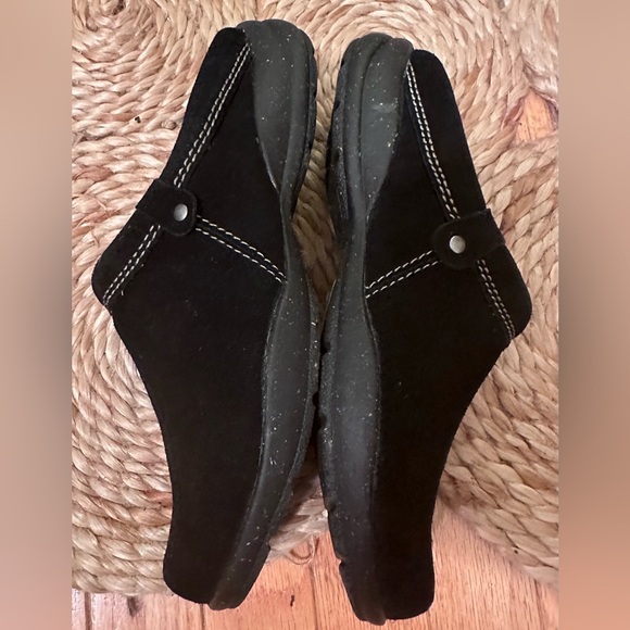 Clarks Roseville Drew Suede Clog 8 M - Picture 6 of 7